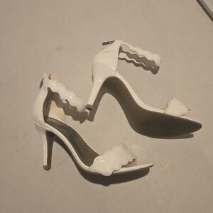 Worthington Scalloped White Heels